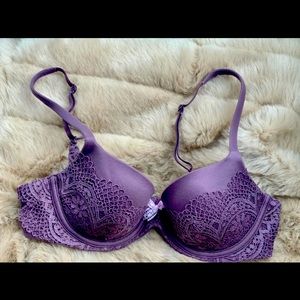Victorias secret body by Victoria lined demi/Demi double 34b bra